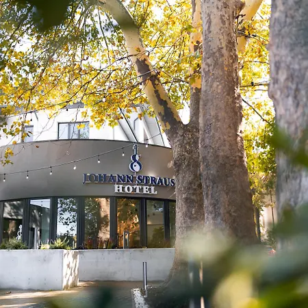 Johann Strauss Hotel 3*