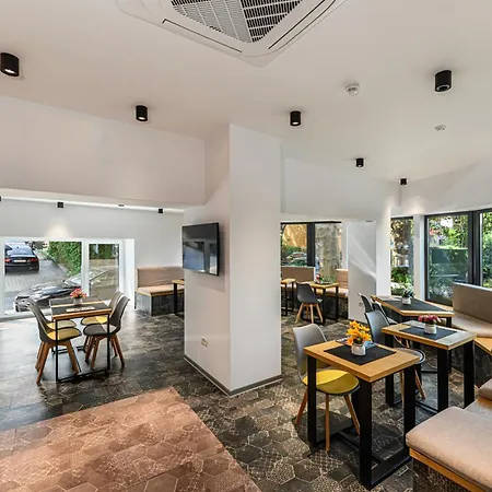 Johann Strauss Bukarest