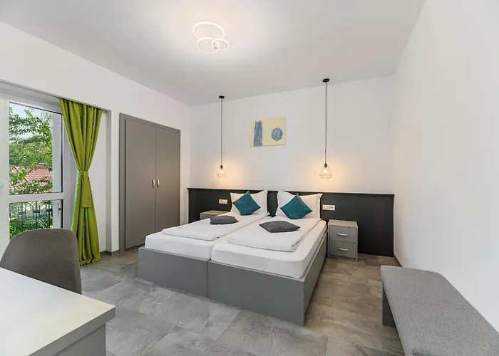 Johann Strauss מלון 3*